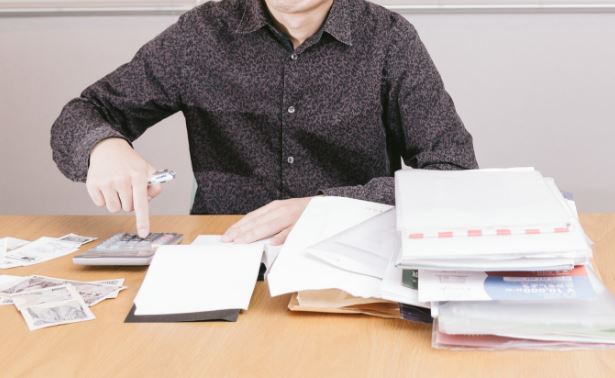 収入証明書類の必要性