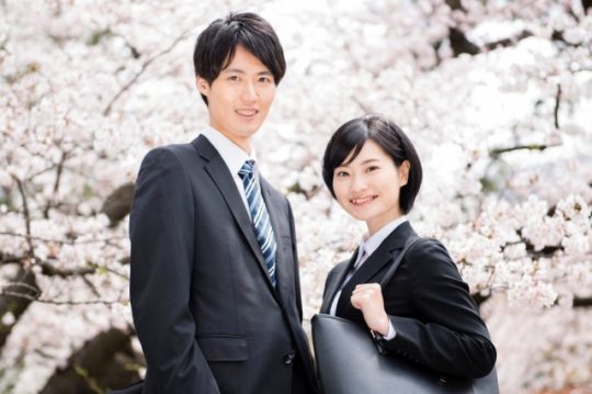 新入社員 入社してすぐ 借りれない 審査